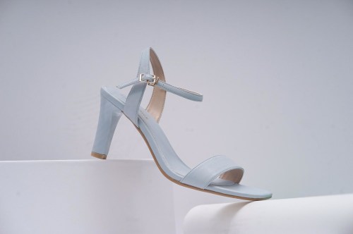 Giày sandal nữ